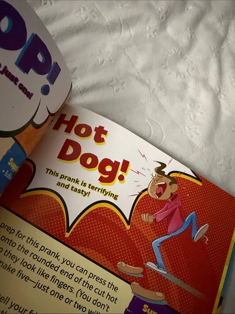 Scholastic Blue and Green Jokes & Pranks Book